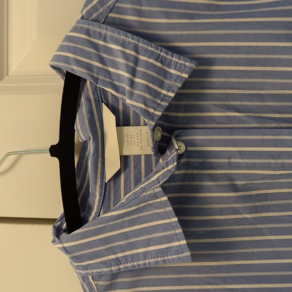 H&M Oversized Button Down Shirt, Size XS, Blue - Picture 3 of 7